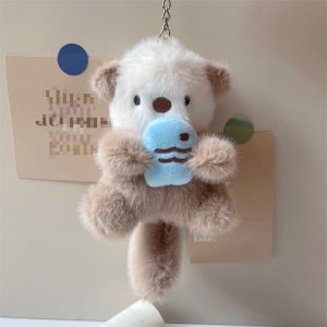 AM00122 Cute fish-hugging beaver plush toy pendant, claw machine doll, girls' bag pendant, keychain doll, key buckle, 14cm
