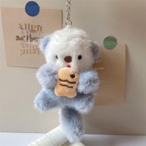 AM00121 Cute fish-hugging beaver plush toy pendant, claw machine doll, girls' bag pendant, keychain doll, key buckle, 14cm